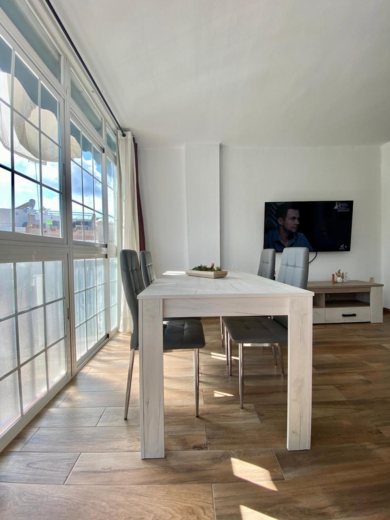 Shr042 Centrico Apartamento De Tres Habitaciones نيرخا المظهر الخارجي الصورة