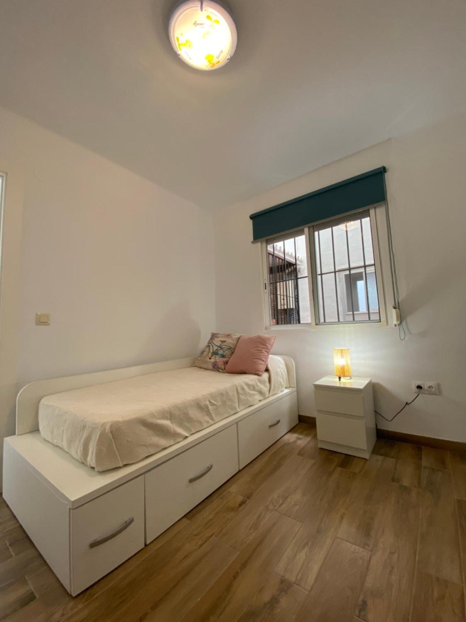 Shr042 Centrico Apartamento De Tres Habitaciones نيرخا المظهر الخارجي الصورة